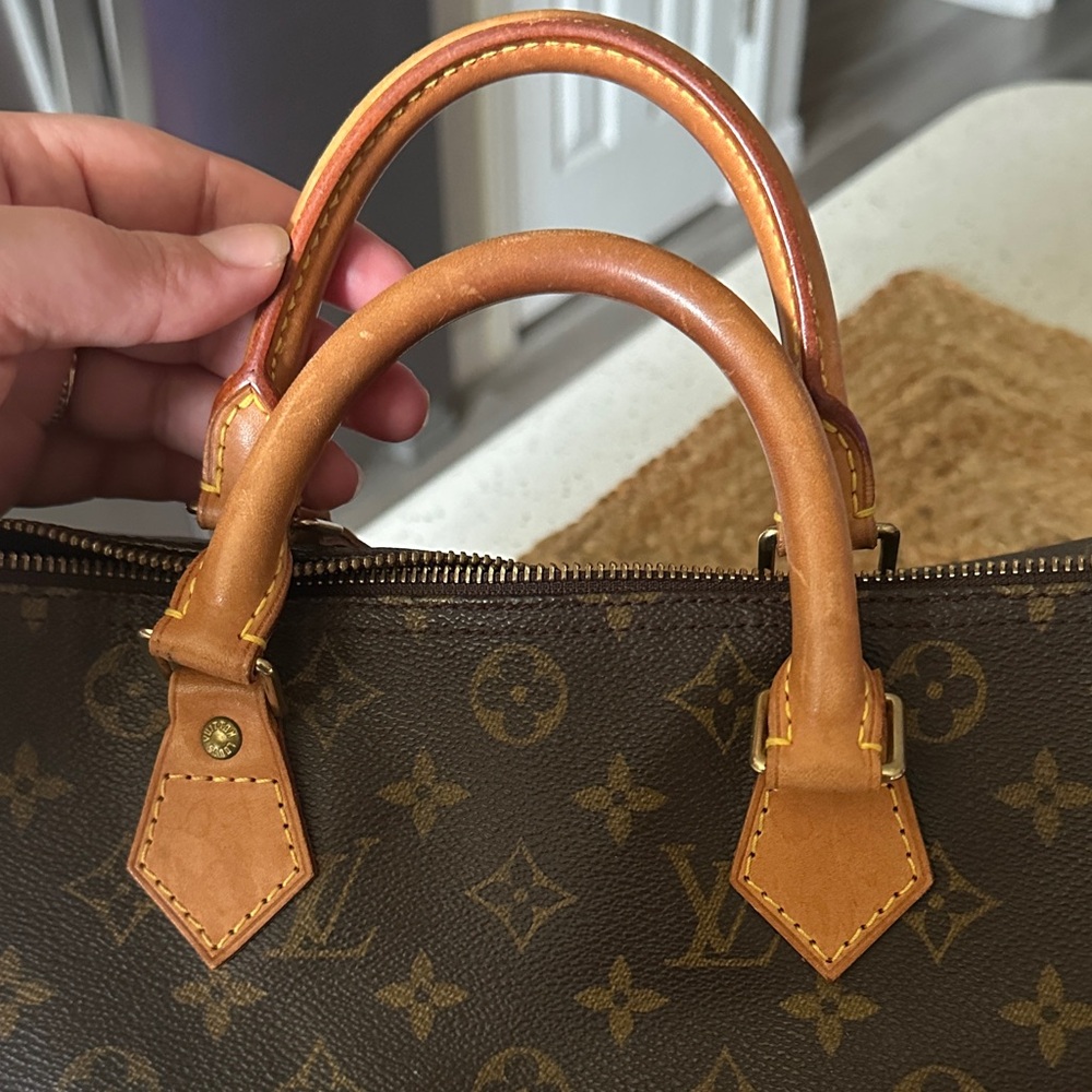 Louis Vuitton Monogram Speedy 30 - Picture 4 of 16
